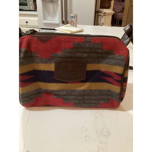 Pendleton Crossbody Southwestern Striped Red Black - Picture 1 of 8